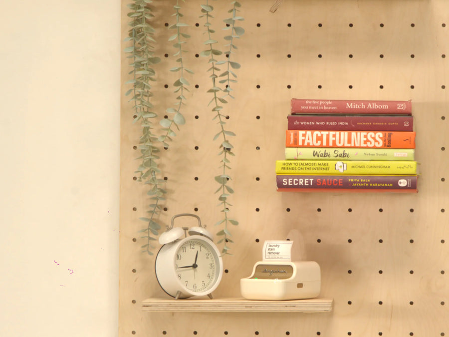 Tulai — Floating Book Shelf